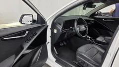 2022 Kia Niro Signature — фото 10