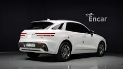 2023 Genesis GV70 2.5T Gasoline AWD, белый — фото 2