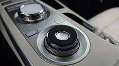 2023 Genesis GV70 2.5T Gasoline AWD, белый — фото 9