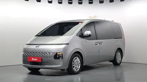 2022 Hyundai Staria Tourer 11-Seater