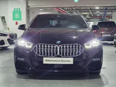 2023 BMW 2-Series 220i M Sports — фото 3