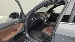 2023 BMW X7 xDrive 40d Design Pure Excellence 7-Seater — фото 10