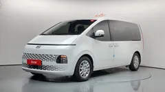 2022 Hyundai Staria Tourer 9-Seater — фото 1