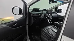 2022 Hyundai Staria Tourer 9-Seater — фото 10