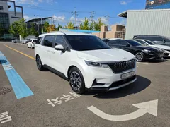 2023 Kia Carnival Gasoline 9-Seater Prestige — фото 2