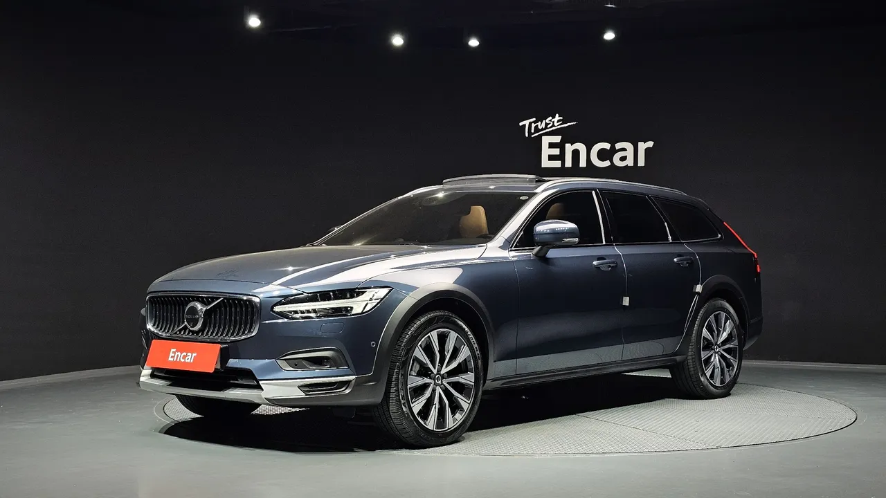 2021 Volvo V90 B5 Pro AWD