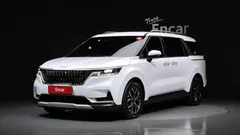 2023 Kia Carnival Diesel 9-Seater Prestige — фото 1