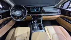 2023 Kia Carnival Diesel 9-Seater Prestige — фото 14