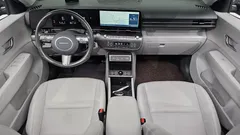 2023 Hyundai Kona Premium, серый — фото 7