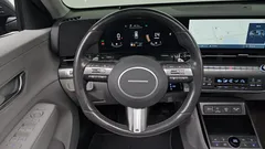 2023 Hyundai Kona Premium, серый — фото 13