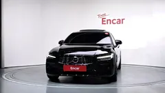 2022 Volvo S60 B5 R-Design — фото 3