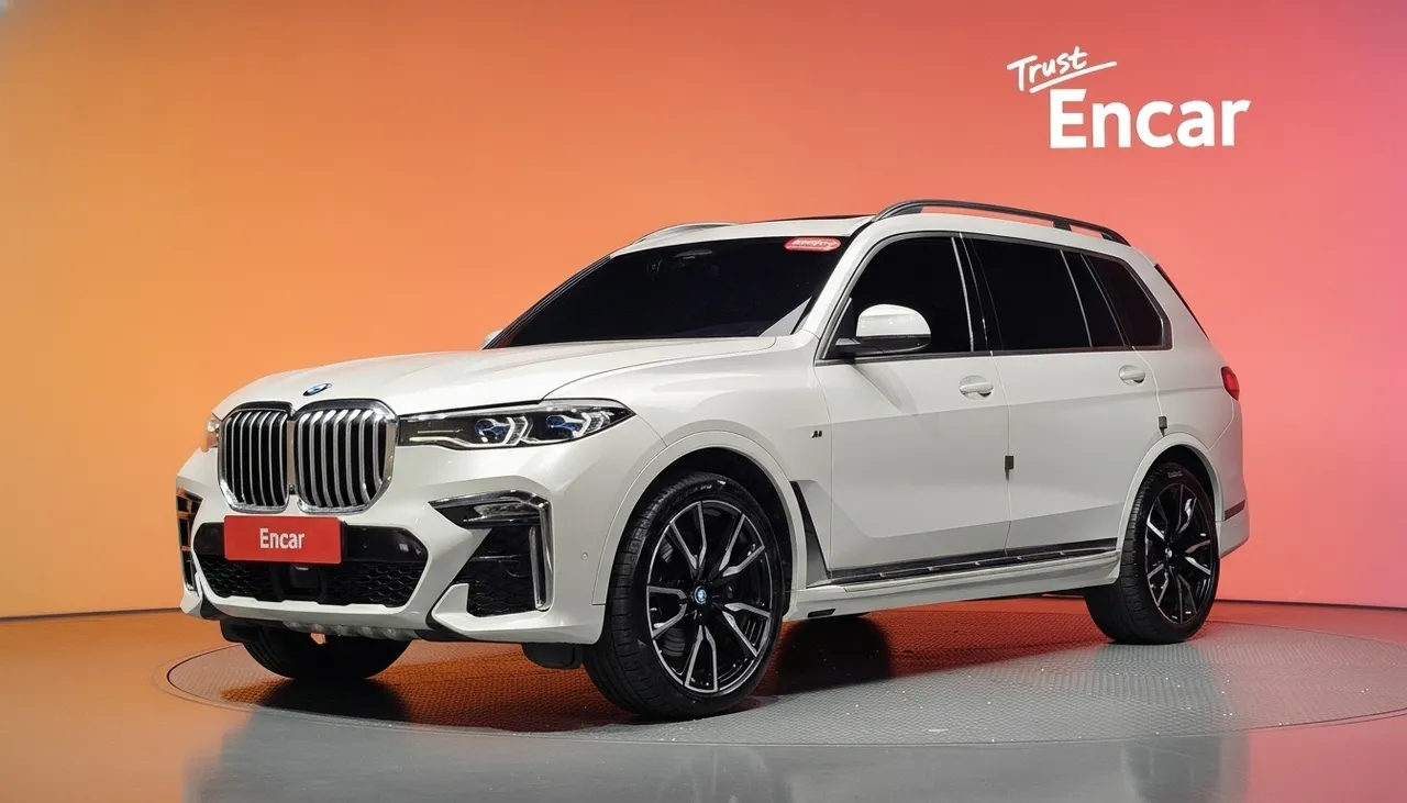 2022 BMW X7 xDrive 40i M Sport 6STR
