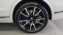 2022 BMW X7 xDrive 40i M Sport 6STR — фото 5