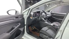 2022 Volkswagen Golf 2.0 TDI Prestige — фото 10
