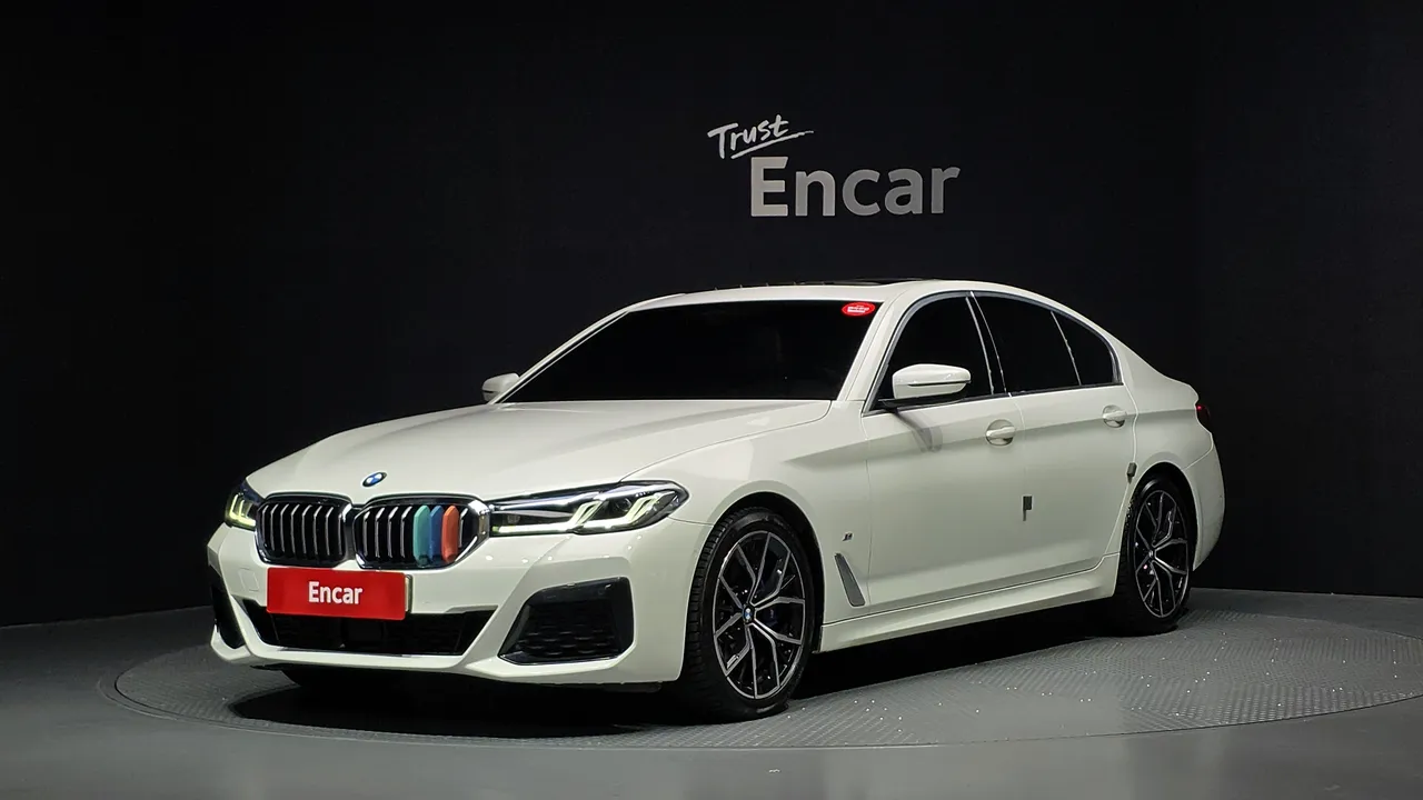 2023 BMW 5-Series 530i M Sport Package