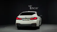2023 BMW 5-Series 530i M Sport Package — фото 4