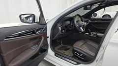 2023 BMW 5-Series 530i M Sport Package — фото 10