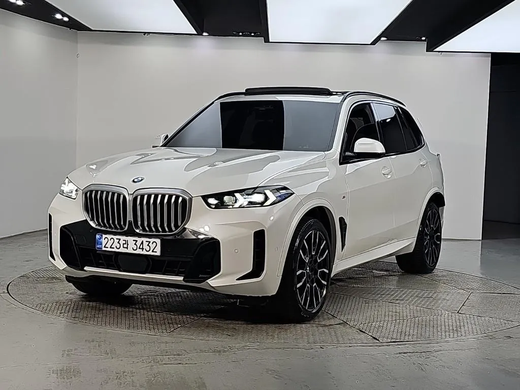 2024 BMW X5 xDrive 40i M Sport