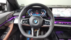 2024 BMW 5-Series 530i xDrive M Sport — фото 13