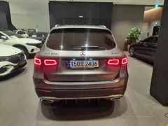 2022 Mercedes-Benz GLC-Class GLC300e 4MATIC — фото 4