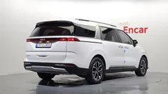 2023 Kia Carnival Diesel 9-Seater Prestige — фото 2