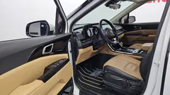 2023 Kia Carnival Diesel 9-Seater Prestige — фото 10