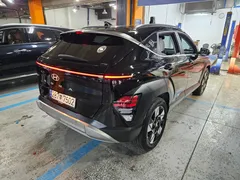2023 Hyundai Kona Inspiration, чёрный — фото 3