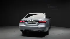 2022 Mercedes-Benz E-Class E350 4MATIC Avantgarde — фото 4