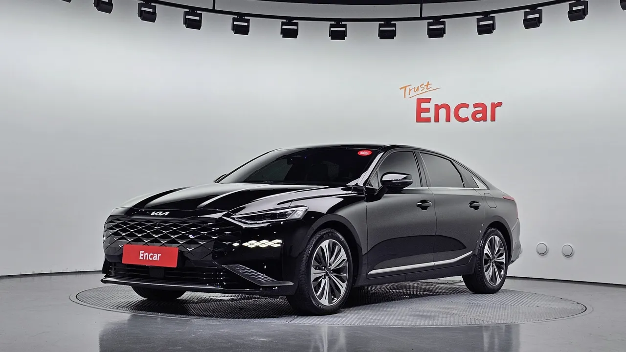 2022 Kia K8 Signature