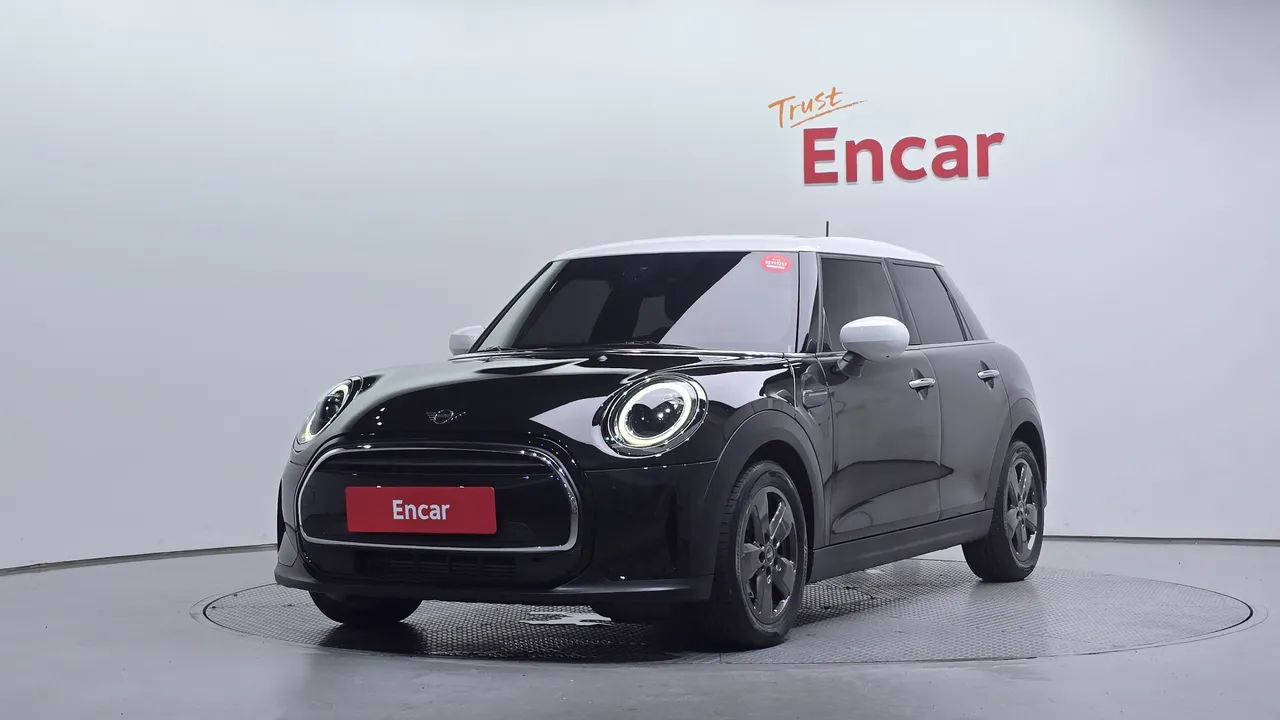 2023 Mini Cooper 5Door Classic