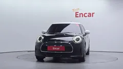 2023 Mini Cooper 5Door Classic — фото 3