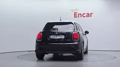 2023 Mini Cooper 5Door Classic — фото 4