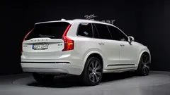 2022 Volvo XC90 B6 Inscription — фото 2