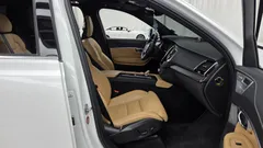2022 Volvo XC90 B6 Inscription — фото 11