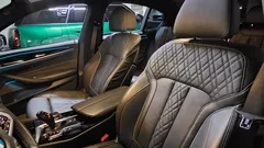 2023 BMW 5-Series 530i xDrive M Sport Package, белый — фото 10