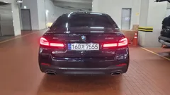 2023 BMW 5-Series 530i xDrive M Sport Package, чёрный — фото 3