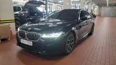 2023 BMW 5-Series 530i xDrive M Sport Package, чёрный — фото 16