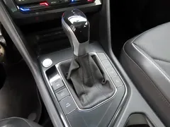 2023 Volkswagen Tiguan 2.0 TSI Prestige — фото 15