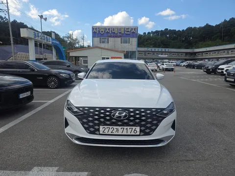 2022 Hyundai Grandeur 3.0 LPi Rent Car