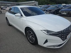 2022 Hyundai Grandeur 3.0 LPi Rent Car — фото 6