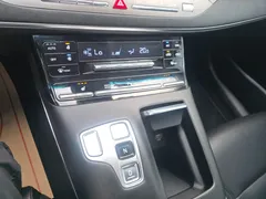 2022 Hyundai Grandeur 3.0 LPi Rent Car — фото 20