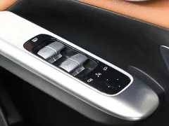 2024 Mercedes-Benz GLC-Class GLC300 4MATIC AMG Line — фото 6