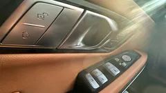 2024 BMW 3-Series 320i M Sport — фото 16