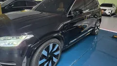 2024 Volvo XC90 T8 Ultimate Bright Hybrid — фото 3