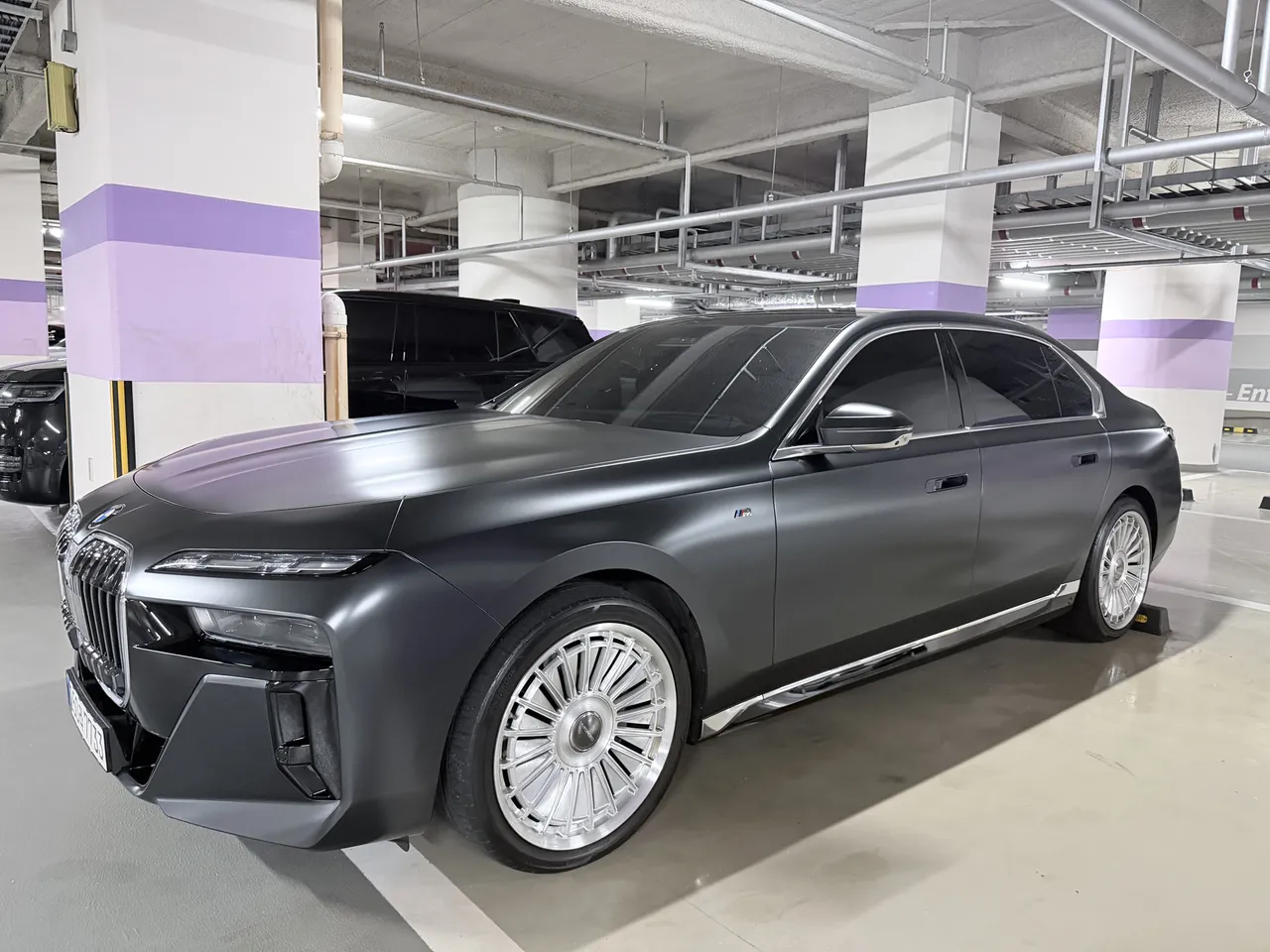 2023 BMW 7-Series 740i sDrive M Sport