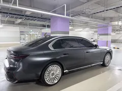 2023 BMW 7-Series 740i sDrive M Sport — фото 2