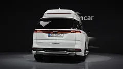 2023 Kia Carnival Gasoline 7-Seater Signature — фото 4
