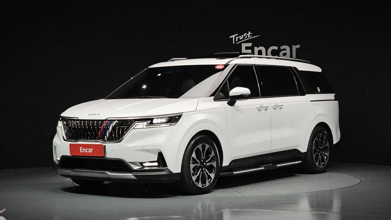 2022 Kia Carnival Diesel 9-Seater Noblesse