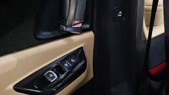 2022 Kia Carnival Diesel 9-Seater Noblesse — фото 18