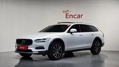 2021 Volvo V90 B5 Pro AWD, белый — фото 1